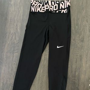 Women’s Nike Pro Intertwist 7/8 Leggings